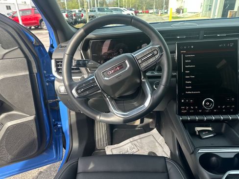 New 2026 GMC Terrain Elevation w/ Elevation Premium Package AWD/4WD image 14