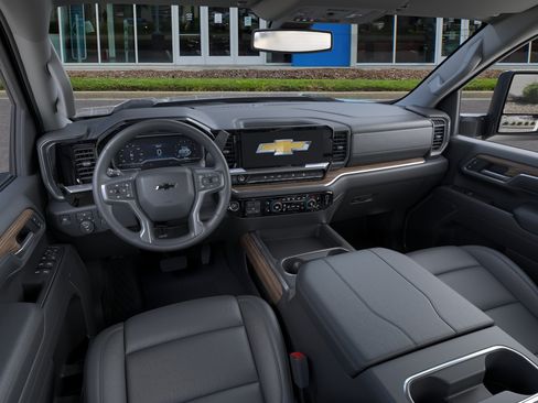 Used 2026 Chevrolet Silverado 2500 LT w/ Trail Boss Package AWD/4WD image 17