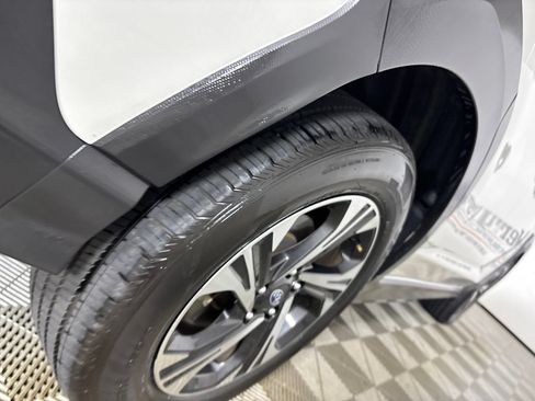 Used 2025 Subaru Crosstrek 2.5i Premium AWD/4WD image 34