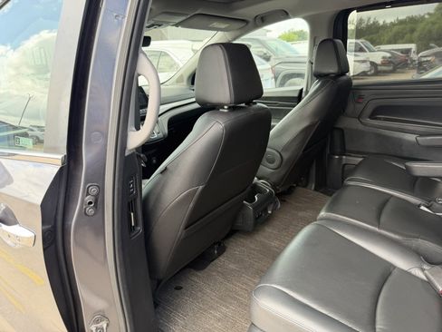 Used 2023 Honda Odyssey EX-L image 20
