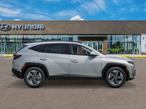 New 2026 Hyundai Tucson SEL FWD image 7