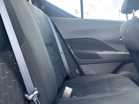 Used 2023 Nissan Kicks SV FWD image 31