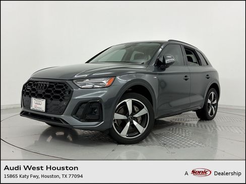Used 2023 Audi Q5 2.0T Premium Plus w/ Premium Plus Package AWD/4WD image 1