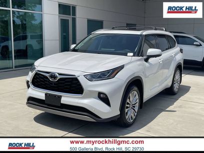 Used 2024 Toyota Highlander Platinum