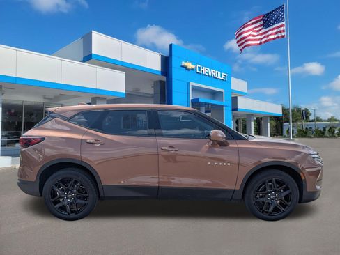 Used 2023 Chevrolet Blazer LT w/ LPO, Black Grille Bar Package image 3