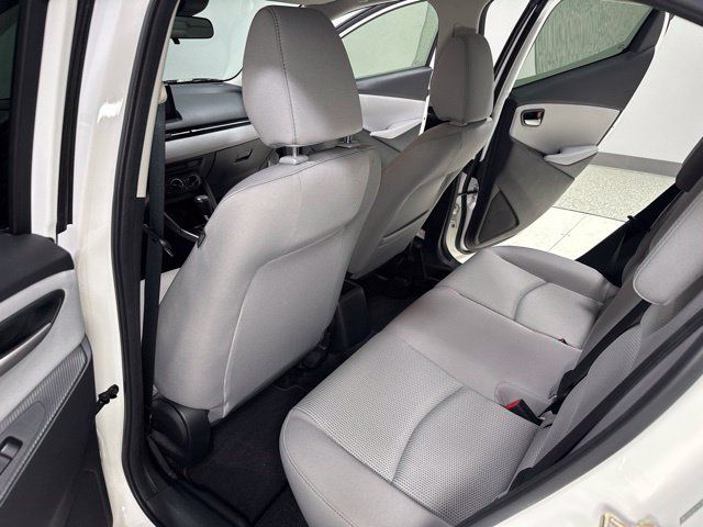 Used 2019 Toyota Yaris L FWD image 23