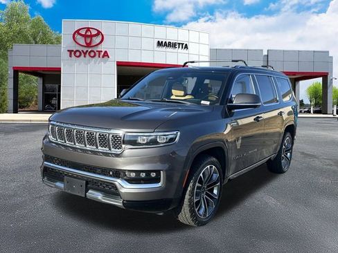 Used 2022 Jeep Grand Wagoneer Series III image 29