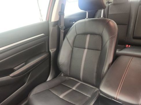 Used 2024 Nissan Altima 2.5 SR FWD image 16