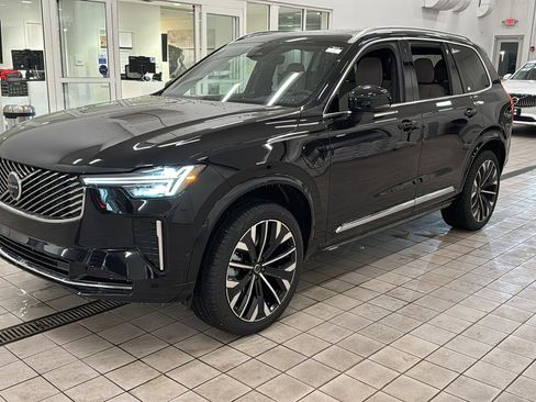 New 2026 Volvo XC90 T8 Plus image 9