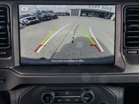 New 2025 Ford Bronco Badlands image 40