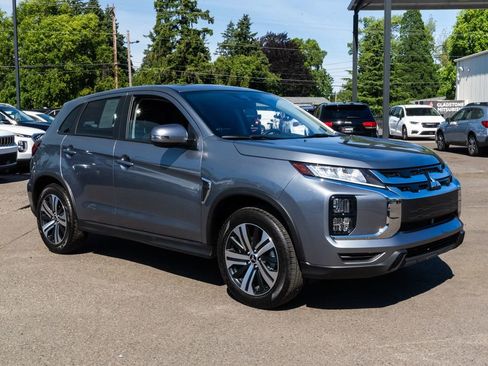 Used 2026 Mitsubishi Outlander Sport SE AWD/4WD image 1