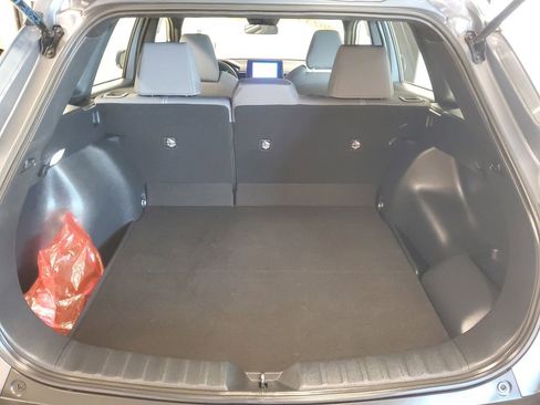 Used 2023 Toyota Corolla Cross S image 8