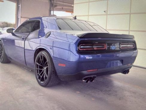 Used 2023 Dodge Challenger R/T Scat Pack w/ T/A Package image 9