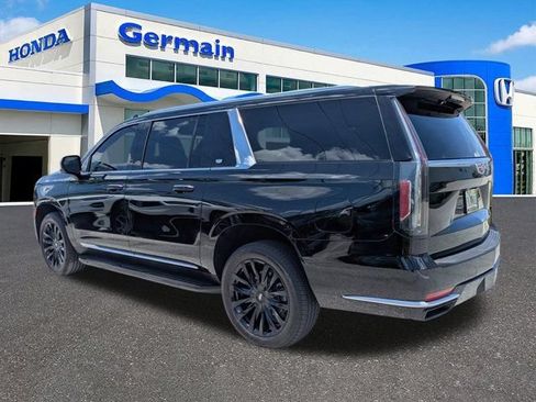 Used 2024 Cadillac Escalade ESV Premium Luxury AWD/4WD image 7
