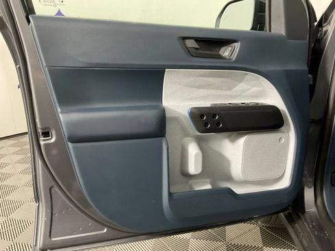 New 2026 Ford Maverick XLT w/ XLT Luxury Package FWD image 12