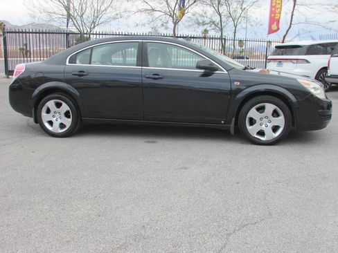Used 2009 Saturn Aura XE w/ Preferred Package image 2