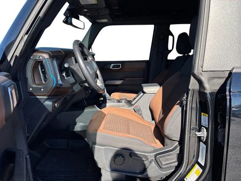 Used 2022 Ford Bronco Outer Banks w/ Sasquatch Package image 14