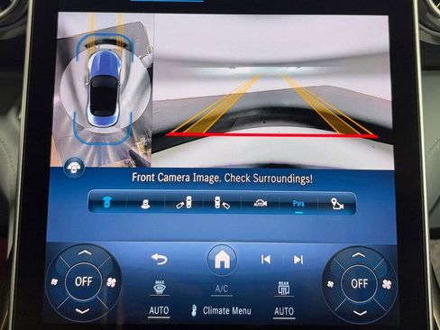 Used 2022 Mercedes-Benz SL 55 AMG SL 55 AMG w/ Driver Assistance Package image 22