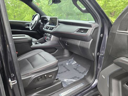 Used 2023 Chevrolet Suburban RST w/ Luxury Package AWD/4WD image 24