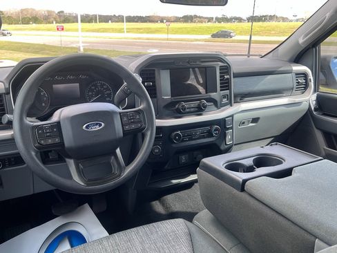 Used 2023 Ford F150 XLT image 15