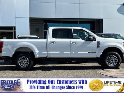 Used 2022 Ford F250 XLT w/ XLT Premium Package AWD/4WD image 3