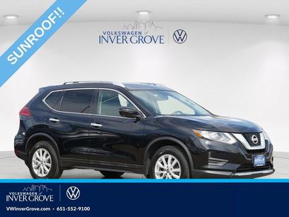 Used 2017 Nissan Rogue SV