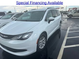 Used 2021 Chrysler Voyager Lxi FWD video 1