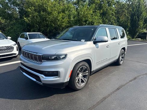 Used 2022 Jeep Grand Wagoneer Series I AWD/4WD image 13