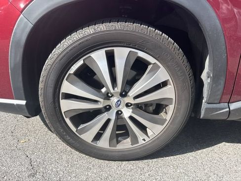 Used 2020 Subaru Ascent Limited w/ Technology Package AWD/4WD image 8