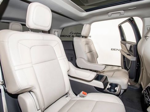 Used 2022 Lincoln Aviator Reserve w/ Equipment Group 201A AWD/4WD image 19