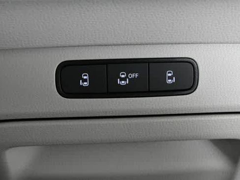 New 2025 Volkswagen ID. Buzz 1st Edition image 26