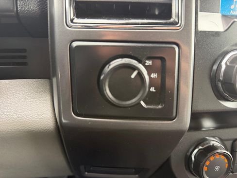 Used 2019 Ford F150 XLT AWD/4WD image 20