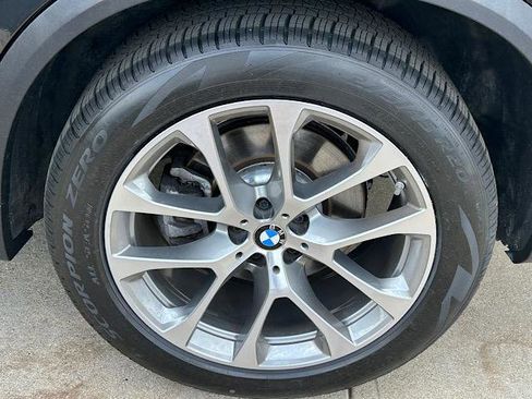 Certified 2025 BMW X5 xDrive40i w/ Premium Package AWD/4WD image 32