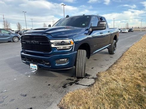 Used 2024 RAM 2500 Laramie w/ Night Edition image 7