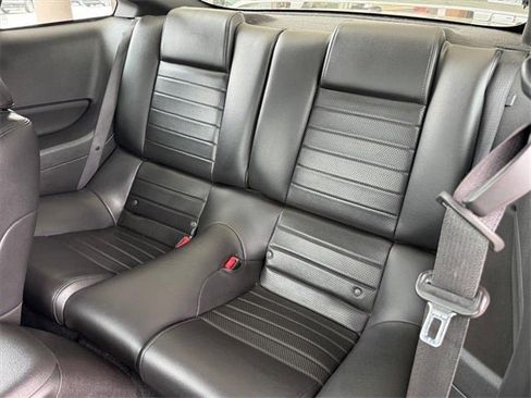 Used 2009 Ford Mustang GT Premium image 10