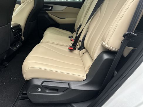Used 2022 Acura MDX SH-AWD image 19