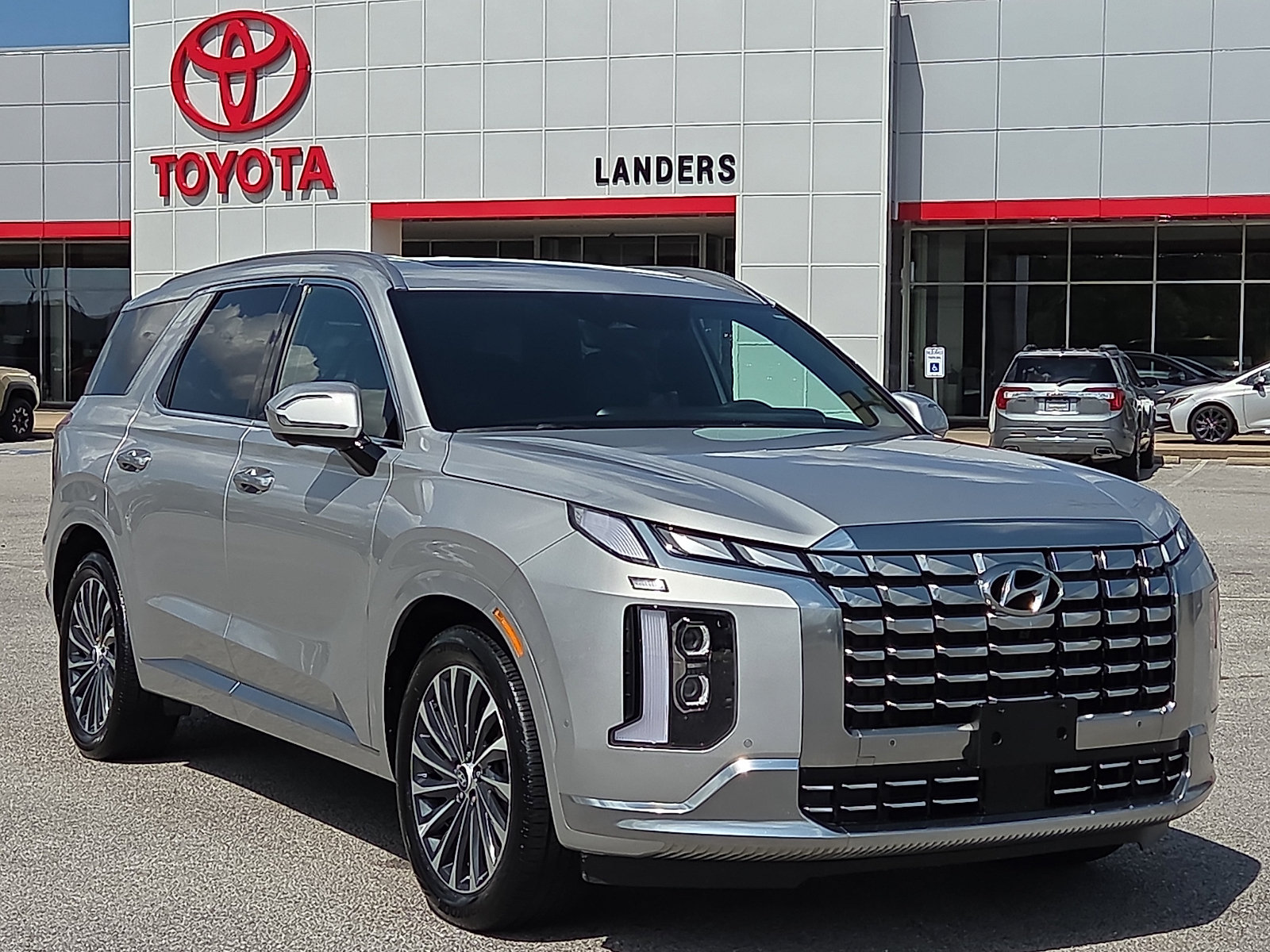 Used 2025 Hyundai Palisade Calligraphy AWD/4WD image 1