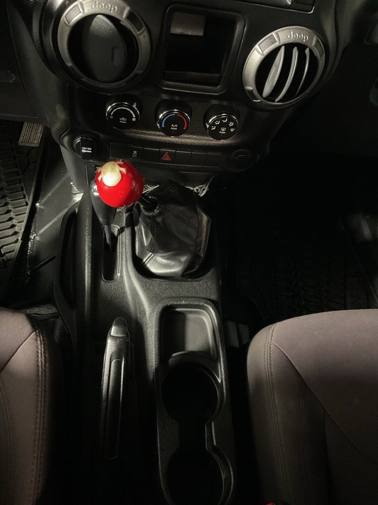Used 2013 Jeep Wrangler Sport w/ Connectivity Group AWD/4WD image 24