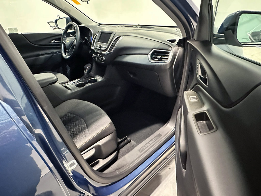 Used 2024 Chevrolet Equinox LT FWD image 25