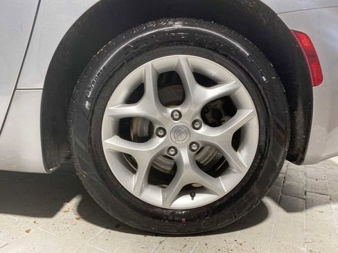 Used 2019 Chrysler Pacifica Limited image 8