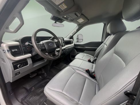Used 2024 Ford F450 XL RWD image 13