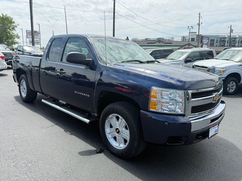 Used 2010 Chevrolet Silverado 1500 LT AWD/4WD image 7