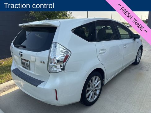 Used 2013 Toyota Prius V Five FWD image 6