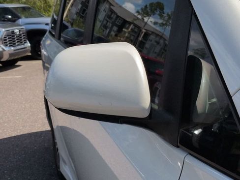 Used 2019 Toyota Sienna XLE FWD image 12