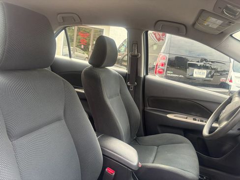 Used 2010 Toyota Yaris Sedan FWD image 29
