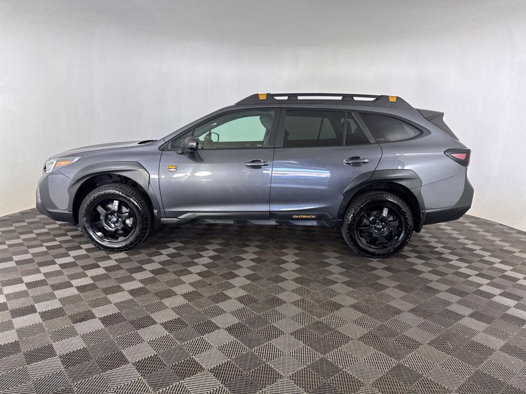 Used 2022 Subaru Outback Wilderness w/ Wilderness Package AWD/4WD image 13