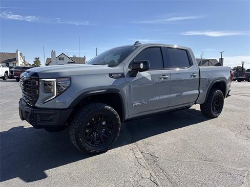 Used 2024 GMC Sierra 1500 AT4X image 1
