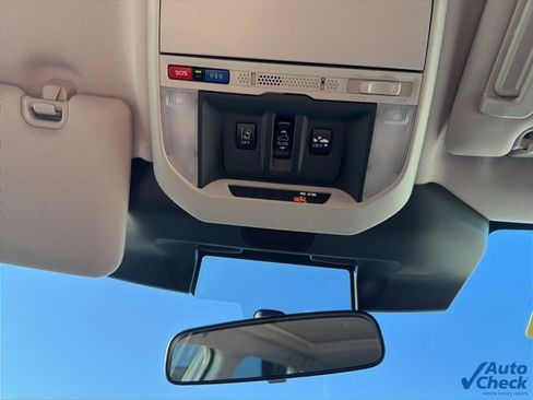 Used 2023 Subaru Forester Limited image 43