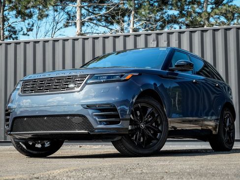 New 2026 Land Rover Range Rover Velar Dynamic SE image 1
