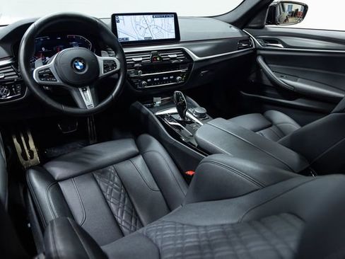 Certified 2023 BMW 530i xDrive w/ M Sport Package AWD/4WD image 21